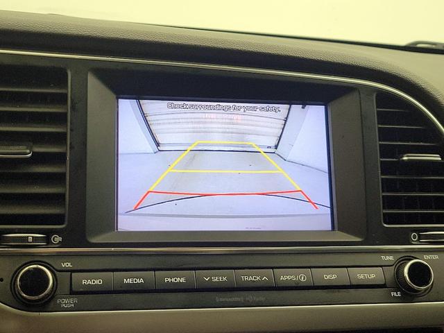 Photo of 2017 Gold Hyundai ELANTRA