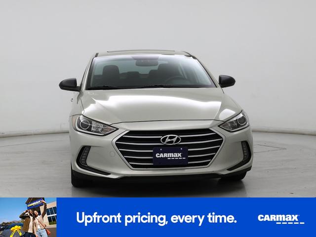 Photo of 2017 Gold Hyundai ELANTRA