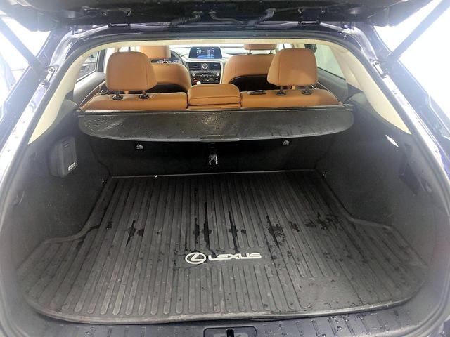 Photo of 2022 Blue Lexus RX 350