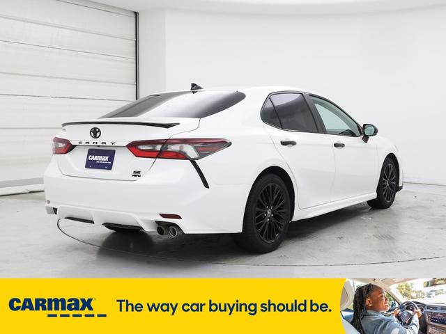 Photo of 2022 White Toyota Camry