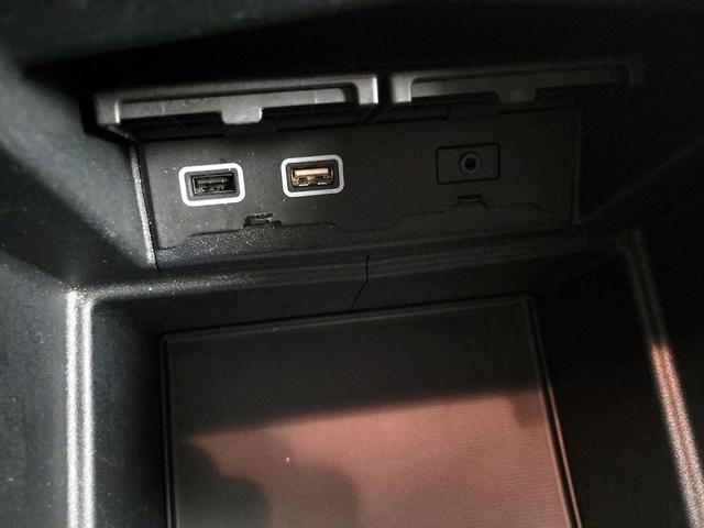Photo of 2020 Silver Honda Odyssey