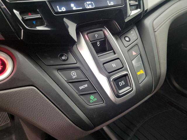 Photo of 2020 Silver Honda Odyssey
