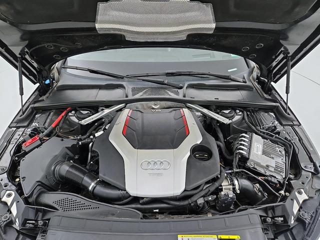 Photo of 2018 Black Audi S4