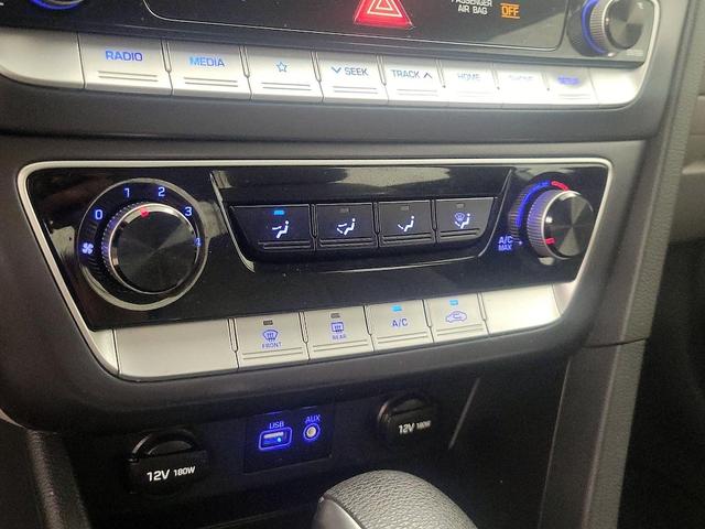 Photo of 2018 White Hyundai SONATA