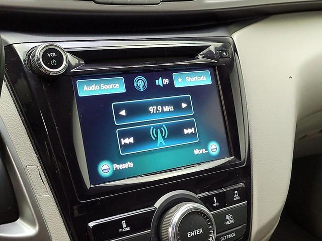 Photo of 2015 Gray Honda Odyssey