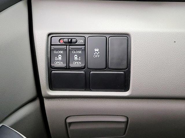 Photo of 2015 Gray Honda Odyssey