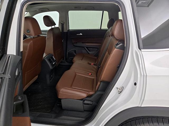 Photo of 2022 White Volkswagen Atlas