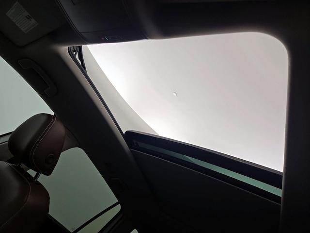 Photo of 2022 White Volkswagen Atlas