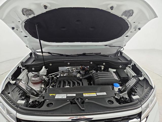 Photo of 2022 White Volkswagen Atlas