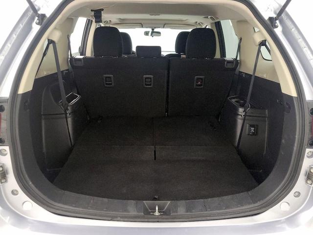 Photo of 2017 Silver Mitsubishi Outlander