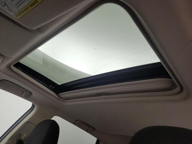 Photo of 2017 Silver Mitsubishi Outlander