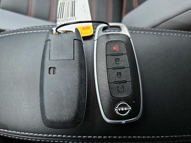 Photo of 2024 Pearl Nissan Kicks