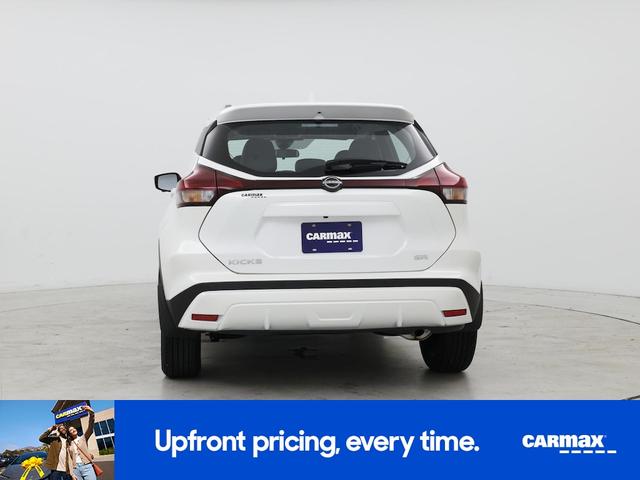 Photo of 2024 Pearl Nissan Kicks