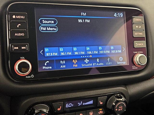 Photo of 2024 Pearl Nissan Kicks