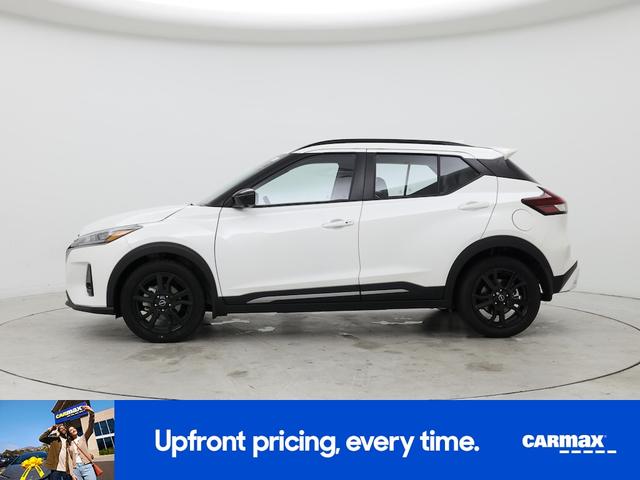 Photo of 2024 Pearl Nissan Kicks