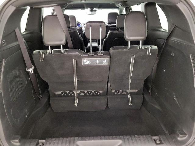 Photo of 2021 White Chrysler Pacifica