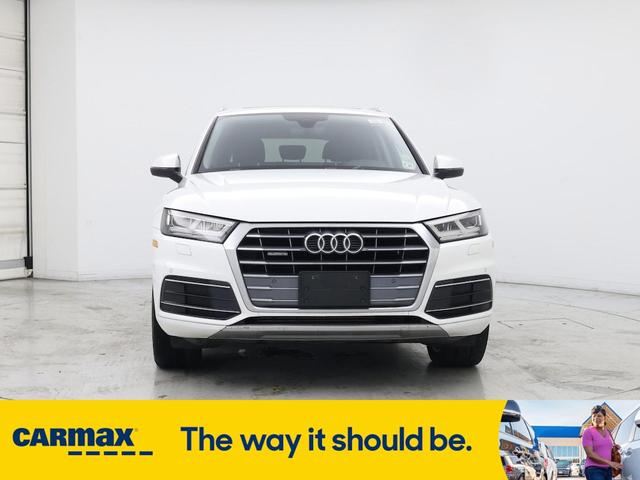 Photo of 2018 White Audi Q5