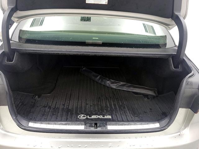 Photo of 2018 Silver Lexus LS 500