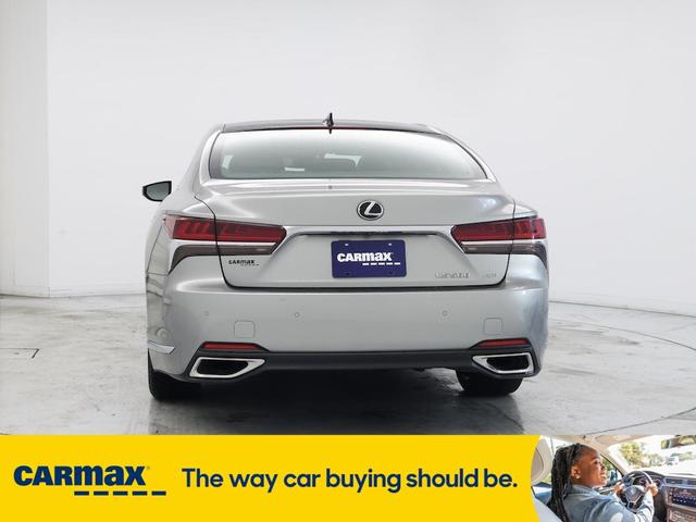 Photo of 2018 Silver Lexus LS 500