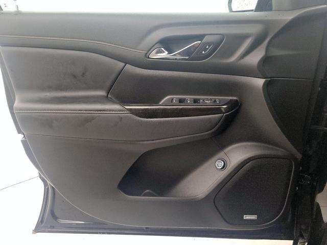 Photo of 2021 Black GMC Acadia