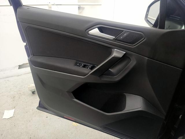 Photo of 2021 Blue Volkswagen Tiguan