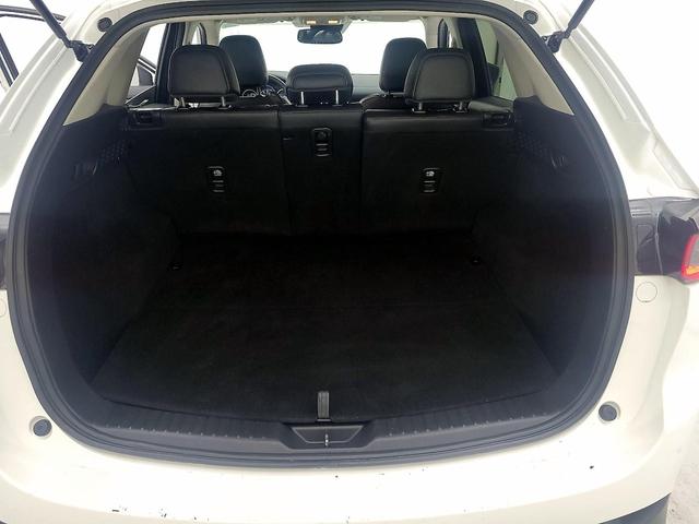 Photo of 2022 White Mazda CX-5