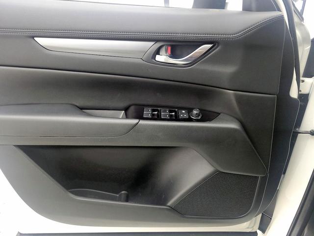 Photo of 2022 White Mazda CX-5