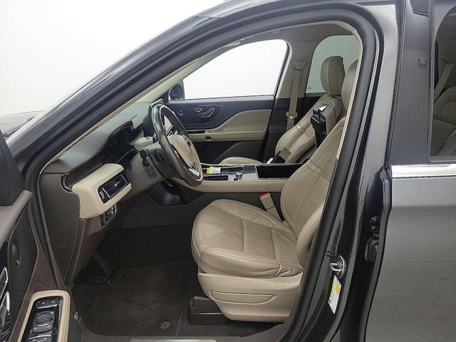 Photo of 2020 Gray Lincoln Aviator
