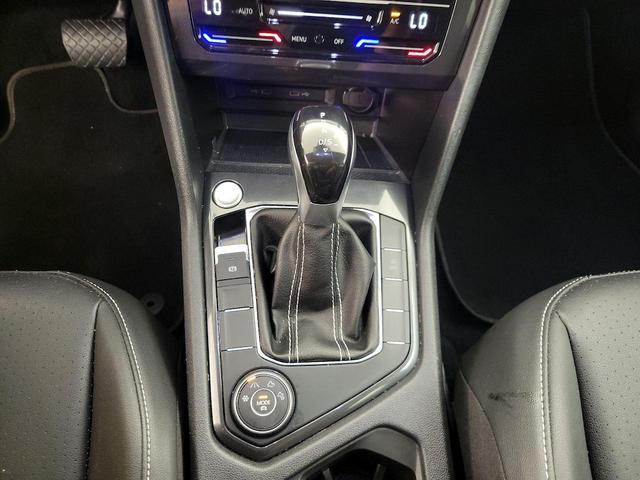 Photo of 2023 Gray Volkswagen Tiguan