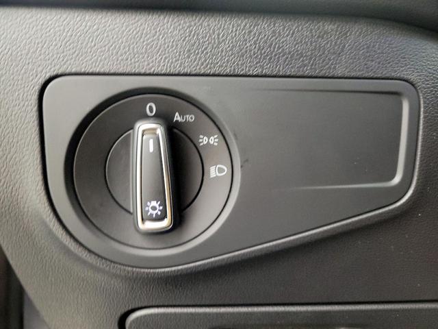 Photo of 2023 Gray Volkswagen Tiguan