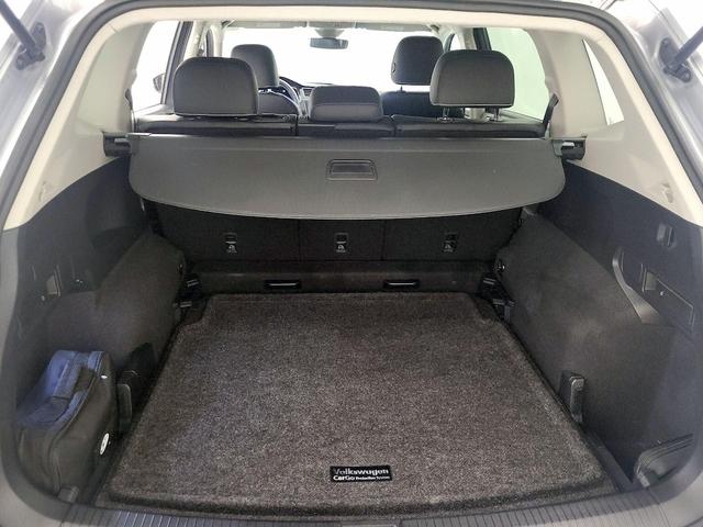 Photo of 2023 Gray Volkswagen Tiguan