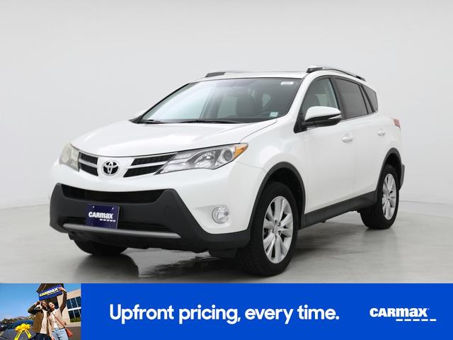Photo of 2014 White Toyota RAV4