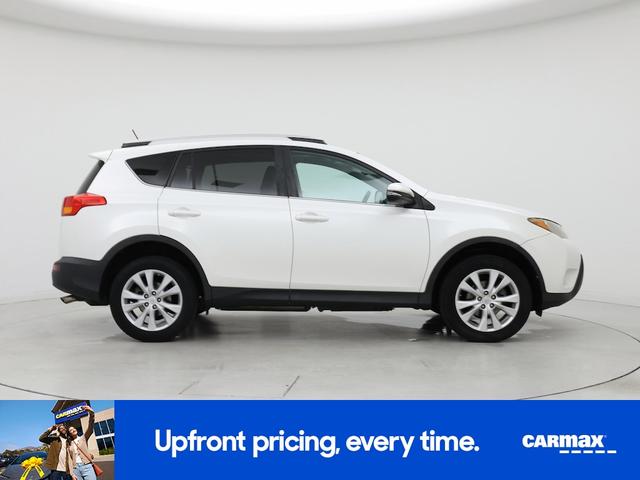Photo of 2014 White Toyota RAV4