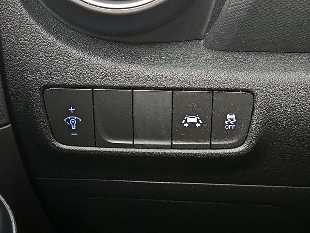Photo of 2019 Blue Hyundai KONA