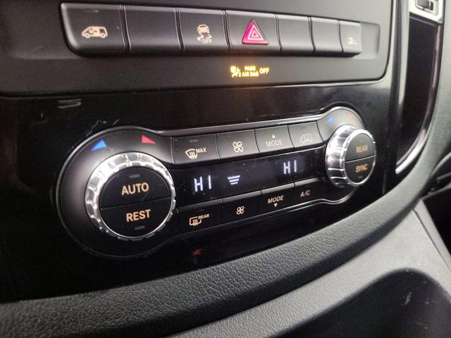 Photo of 2023 Gray Mercedes-Benz Metris