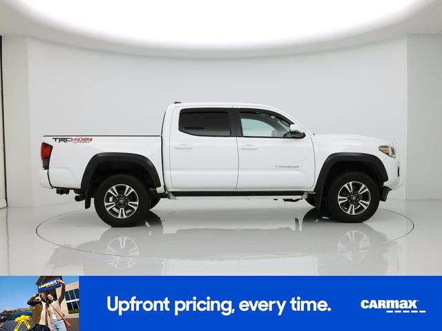 Photo of 2019 White Toyota Tacoma