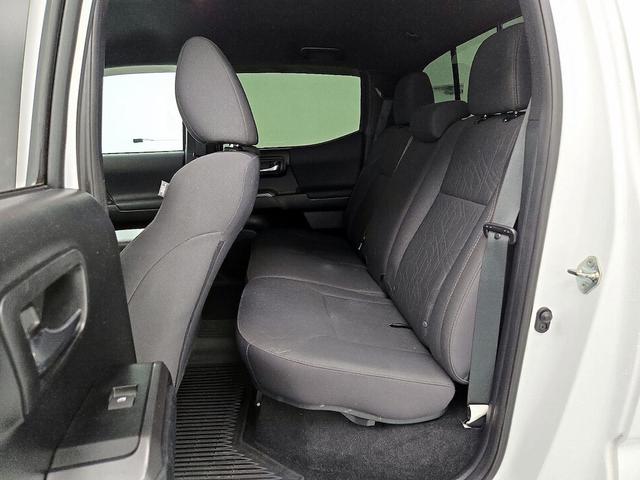 Photo of 2019 White Toyota Tacoma