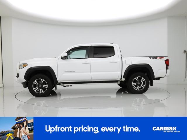Photo of 2019 White Toyota Tacoma