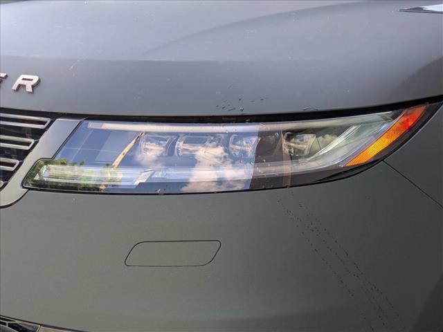Photo of 2025 Giola Green Metallic Land Rover Range Rover Sport