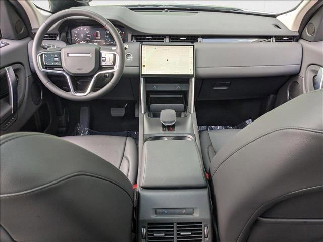 Photo of 2024 Fuji White Land Rover Discovery Sport