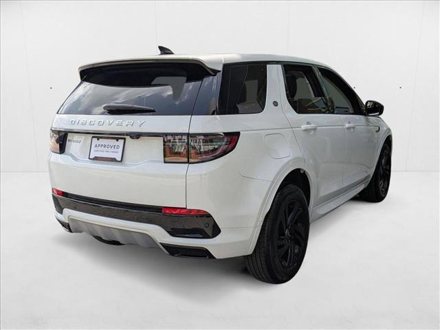 Photo of 2024 Fuji White Land Rover Discovery Sport