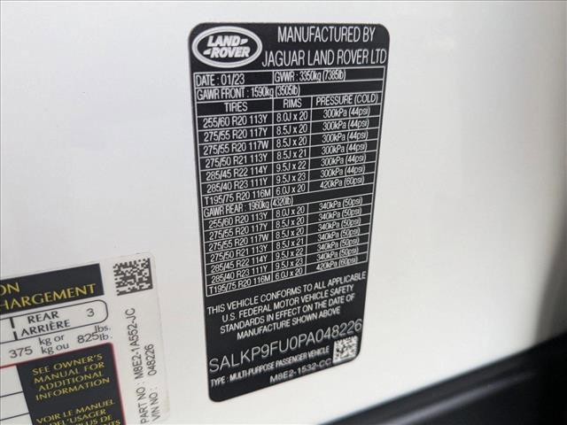 Photo of 2023 Fuji White [White] Land Rover Range Rover