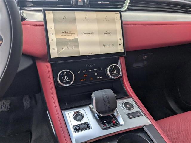 Photo of 2026 Fuji White Jaguar F-PACE