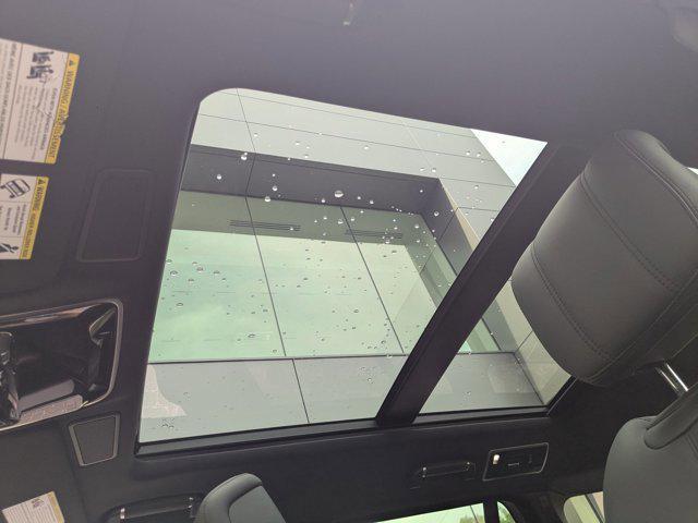 Photo of 2022 Santorini Black Metallic Land Rover Range Rover