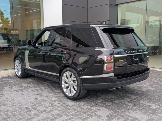 Photo of 2022 Santorini Black Metallic Land Rover Range Rover