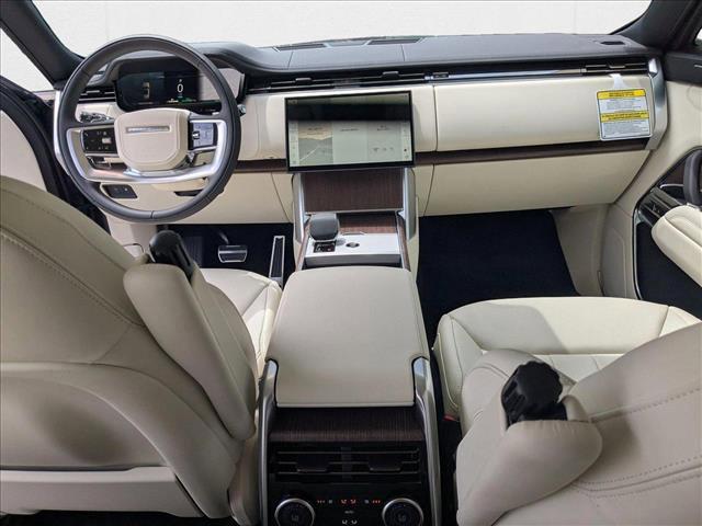 Photo of 2025 Varesine Blue Metallic Land Rover Range Rover