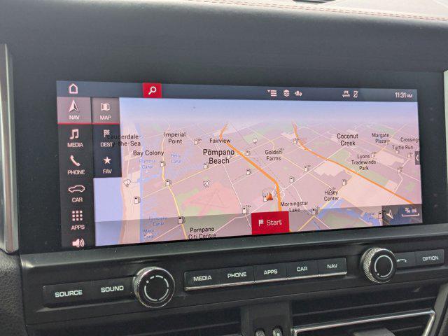 Photo of 2021 Carrara White Metallic Porsche Macan