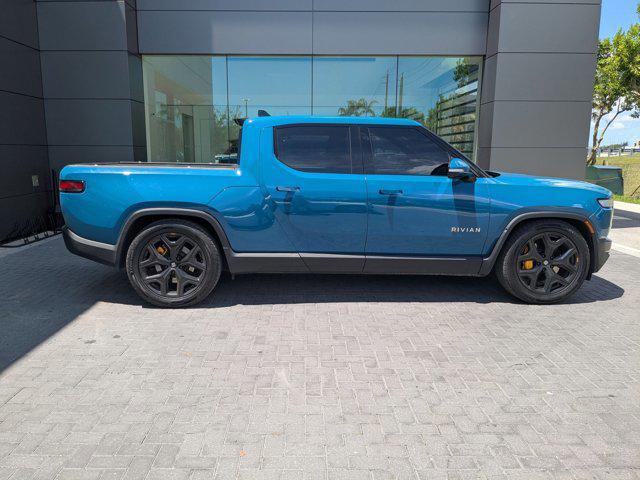 Photo of 2022 Rivian Blue [Blue] Rivian R1T