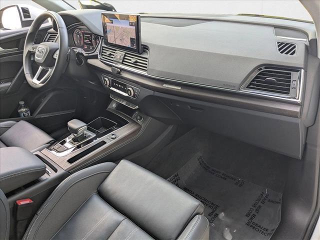 Photo of 2023 White Audi Q5