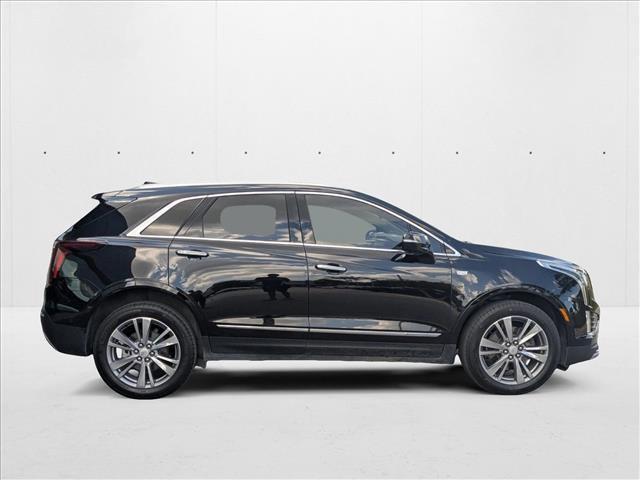Photo of 2024 Stellar Black Metallic Cadillac XT5